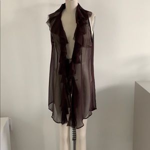 ILLIA Ruffle tunic vest